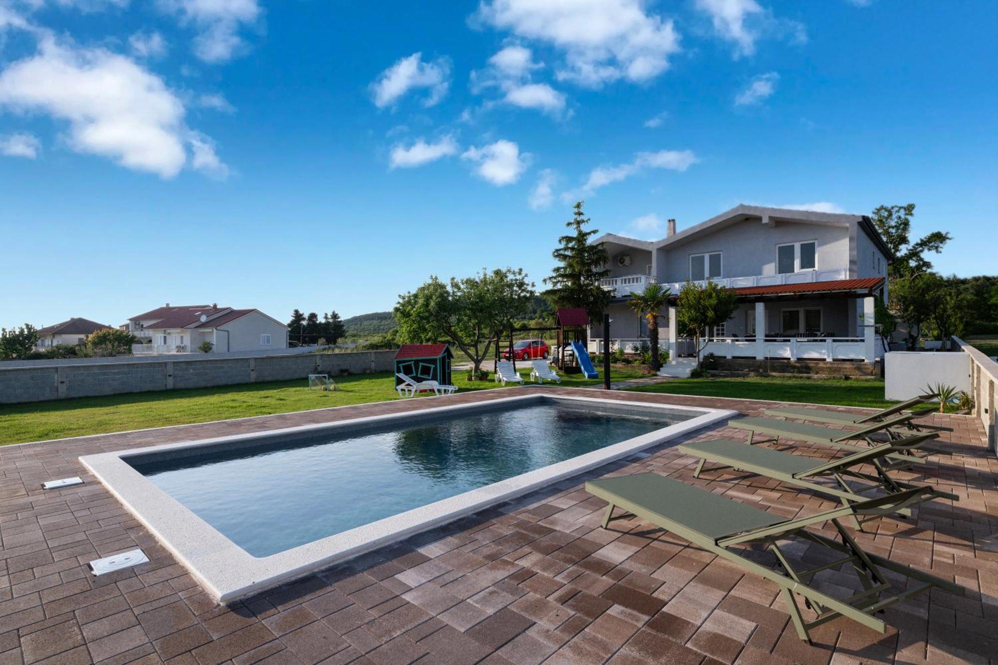 Villa House Rose With Garden And Pool Ljubač Exterior foto