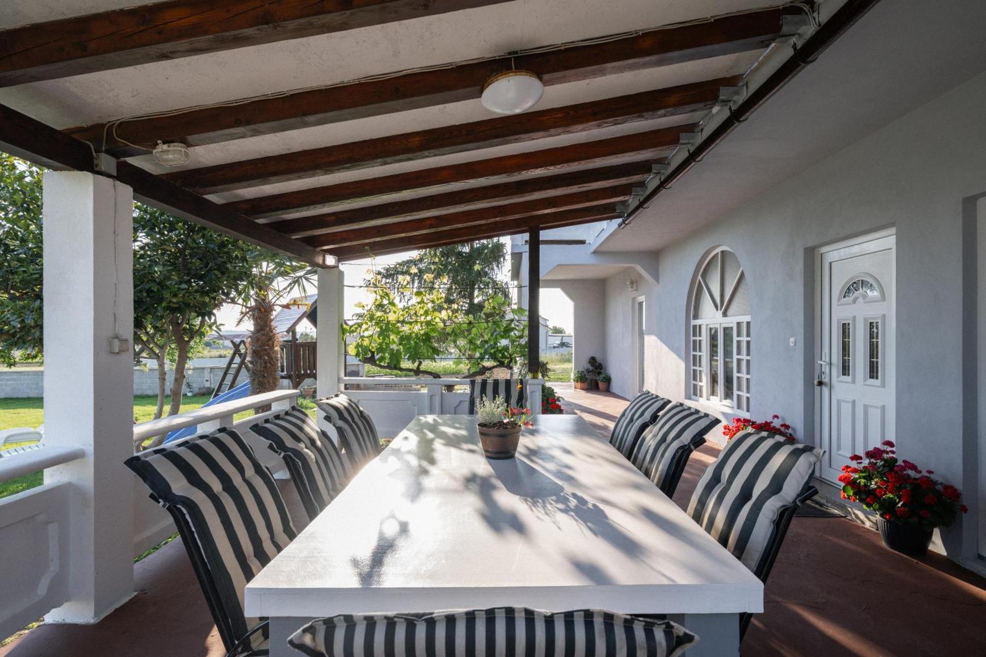 Villa House Rose With Garden And Pool Ljubač Exterior foto